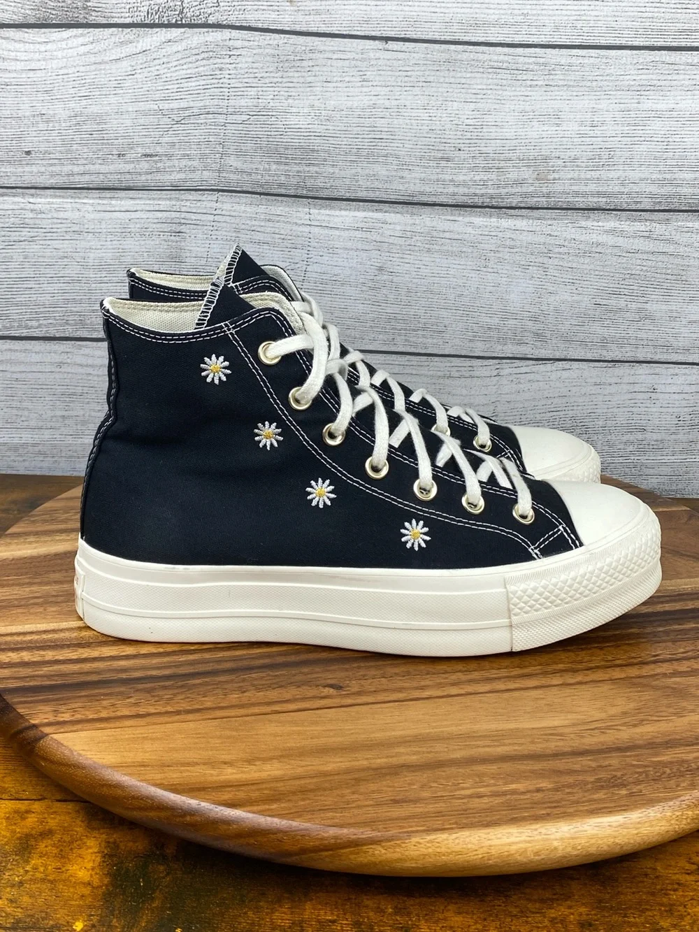 Converse Chuck Taylor All Star Lift Platform Hi Festival Florals Women’s Size 10